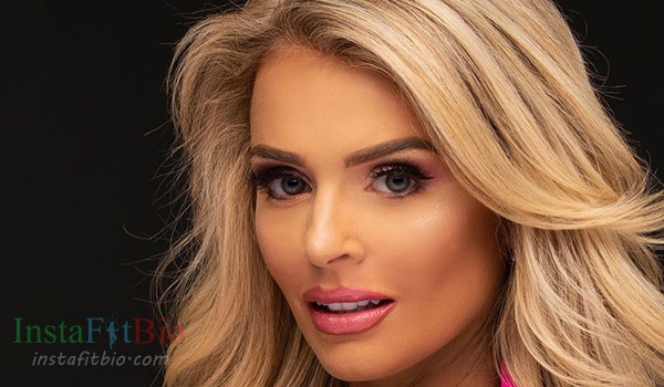 Emily Eloise InstaFitBio