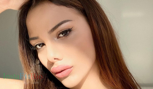 Gizem Yll InstaFitBio