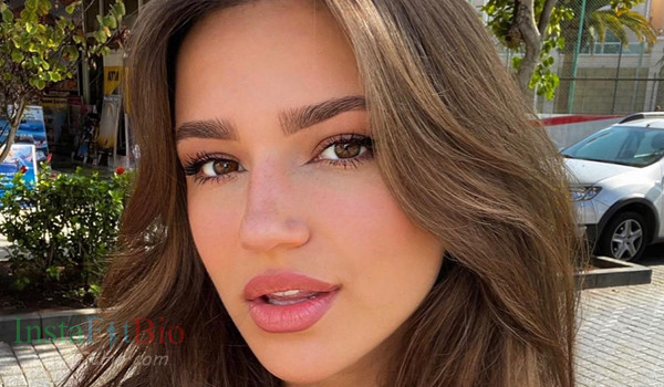 Joelle Marie InstaFitBio