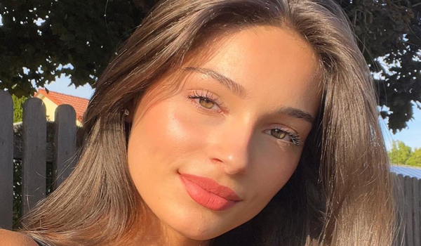 Julia Knezevic InstaFitBio