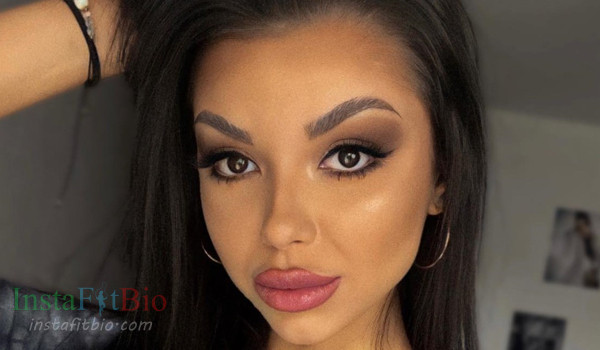 Julia Sucharska InstaFitBio