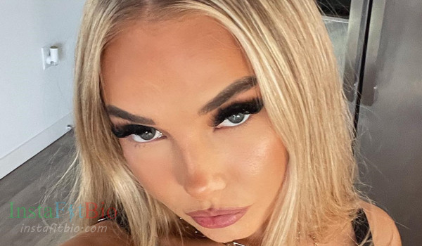 Monica Bush InstaFitBio