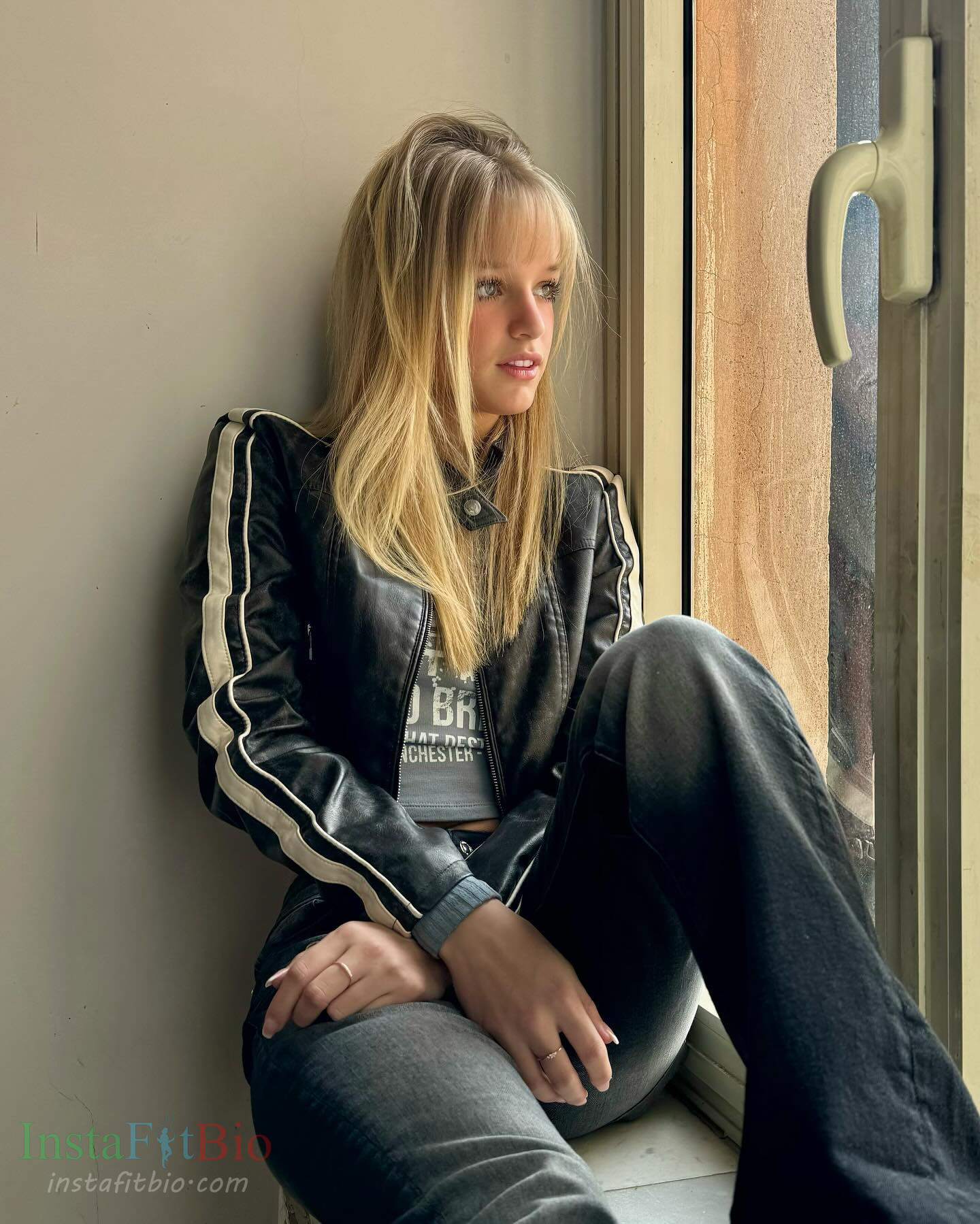 Natalie-Grace-Wallpapers-InstaFitBio-6 Natalie Grace