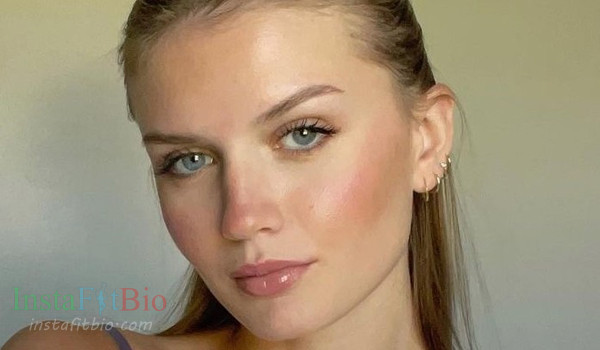 Ashley Belk InstaFitBio