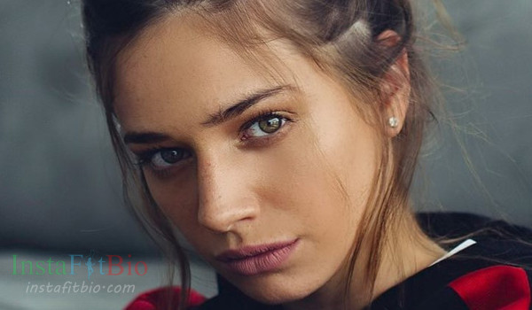 Maria Victoria InstaFitBio