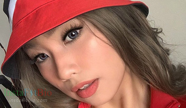 Rachelle Ruth InstaFitBio