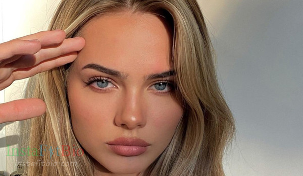 Sara Crumbleleg InstaFitBio