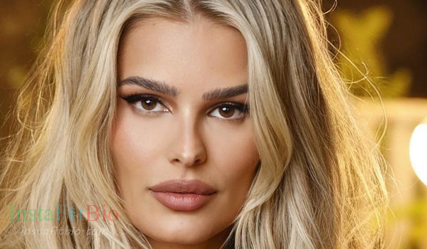 Yasmin Brunet InstaFitBio