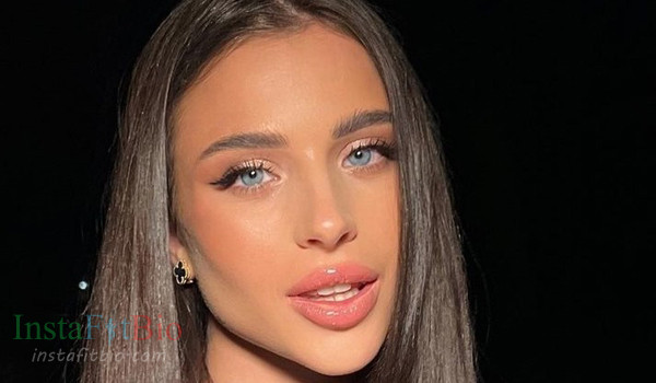 Adel Veigel InstaFitBio