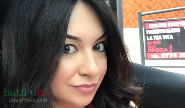 Alessandra Ragione InstaFitBio