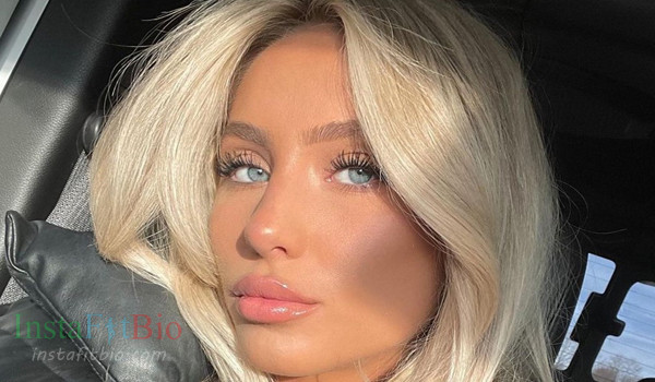 Alix Ashley InstaFitBio