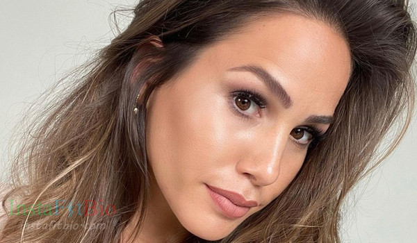 Angelina Pannek InstaFItBio