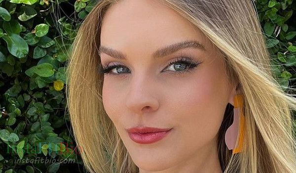 Nathana Baggio InstaFitBio
