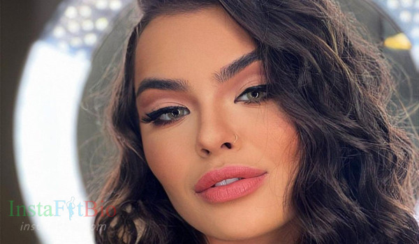 Beatriz Michelle InstaFitBio