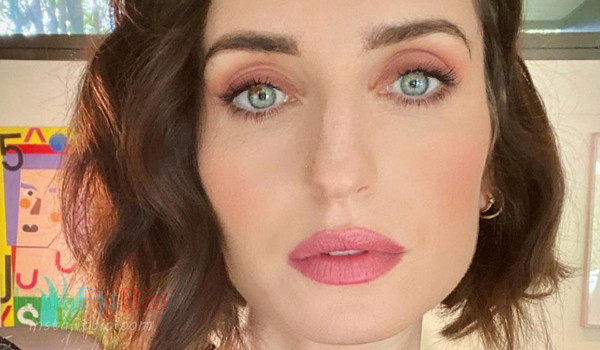 Brooklyn Decker InstaFitBio