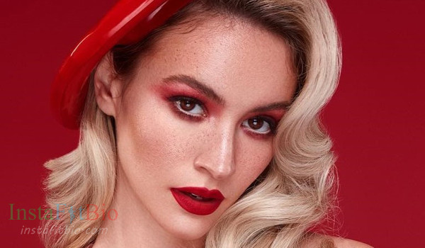 Bryana Holly InstaFitBio