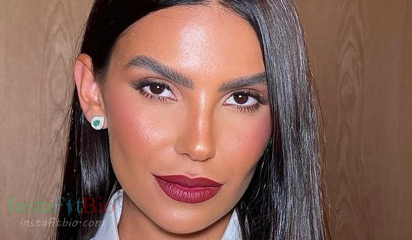 Carolina Neves R Bulus InstaFitBio