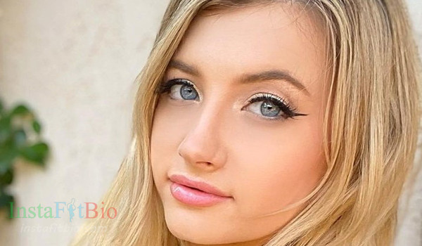 Christina Crockett InstaFitBio