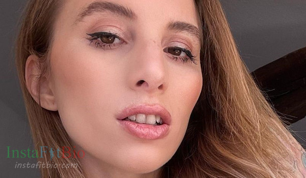 Hanna Secret InstaFitBio