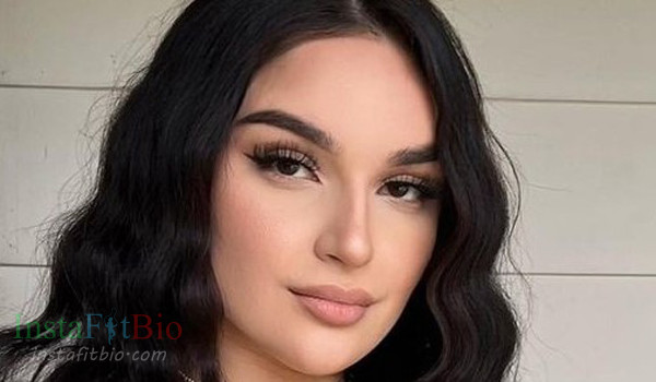 Justine Juicy InstaFitBio