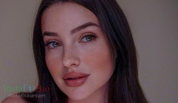 Nikoleta Milenova InstaFitBio