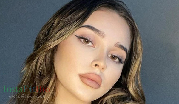 Tayler Hills InstaFitBio