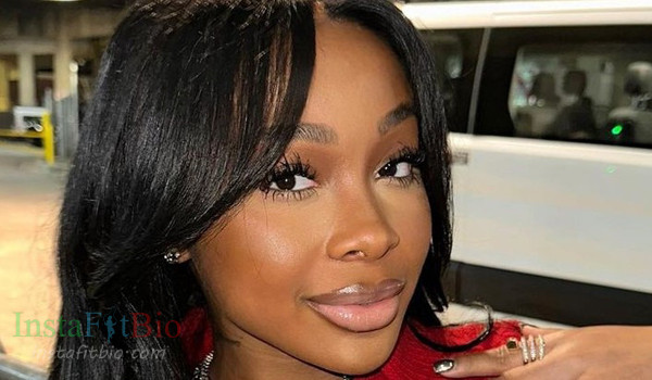 Jayda Cheaves InstaFitBio