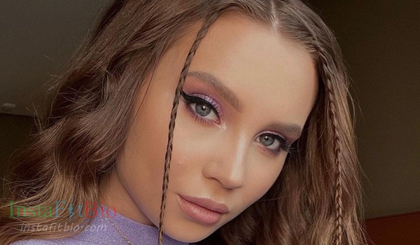 Julia Godunova InstaFitBio