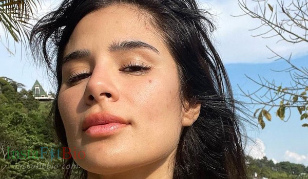 Diane Guerrero InstaFitBio