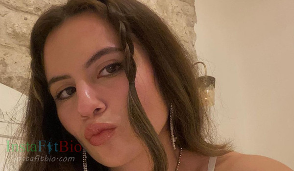 Gulay Ayniz InstaFitBio