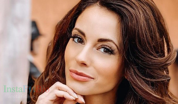 Sarahe Evans InstaFitBio