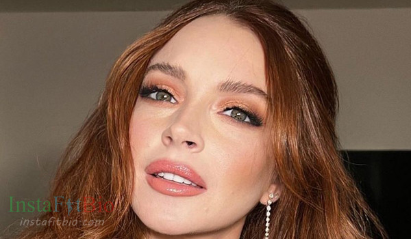 Lindsay Lohan #InstaFitBio