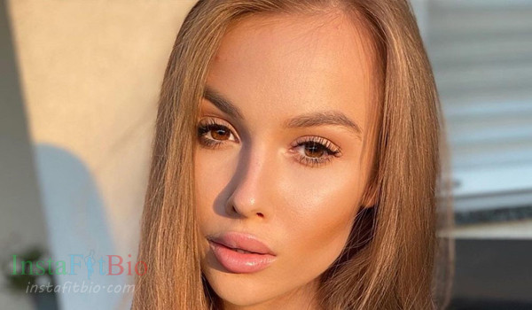 Oliwia Okos #InstaFitBio