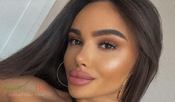 Sophiia Romanova #InstaFitBio