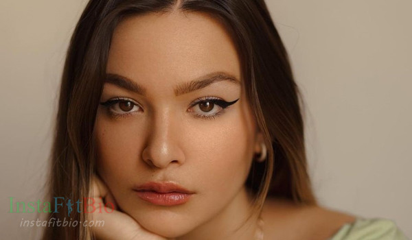 Anja Louise Phenix #InstaFitBio