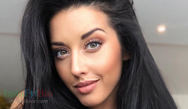 Barbora Zavadilova #InstaFitBio