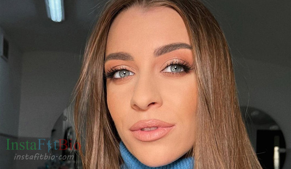 Josephine Jackson #InstaFitBio