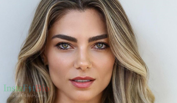 Karina Flores #InstaFitBio