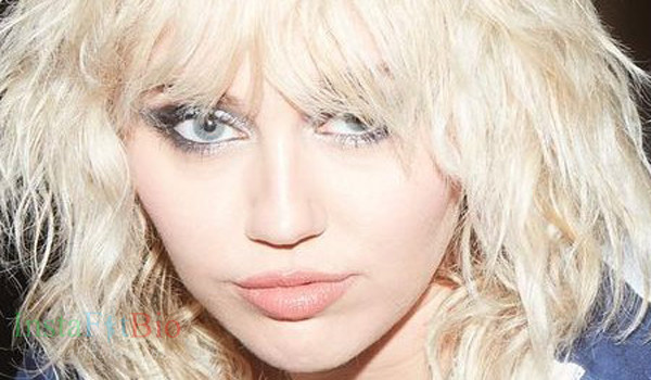 Miley Cyrus #InstaFitBio