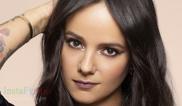 Alizee Lyonnet #InstaFitBio