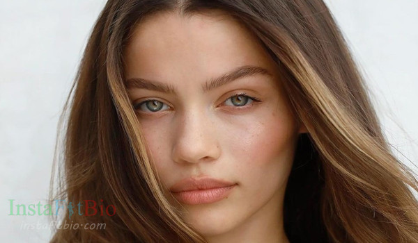 Audreyana Michelle #InstaFitBio