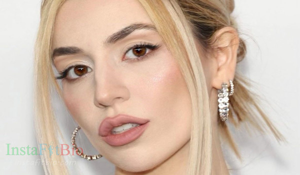 Ava Max #InstaFitBio