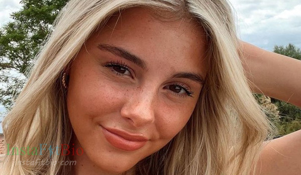 Avery Gay #InstaFitBio