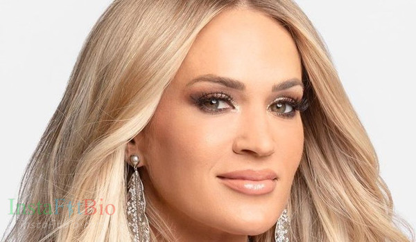 Carrie Underwood #InstaFitBio