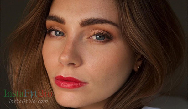 Charlotte Pirroni #InstaFitBio