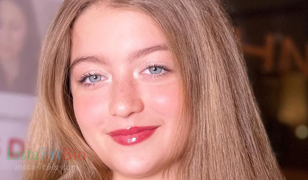 Claire RockSmith #InstaFitBio