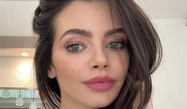 Emma McVey #InstaFitBio