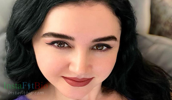Feyza Dengizek #InstaFitBio