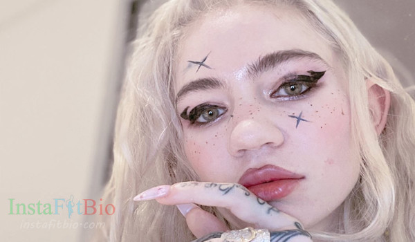 Grimes #InstaFitBio