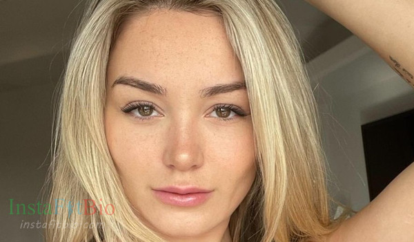 Heidi Grey #InstaFitBio